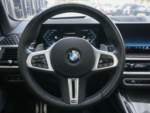 Certified 2025 BMW X7 M60i w/ Climate Comfort Package image 18