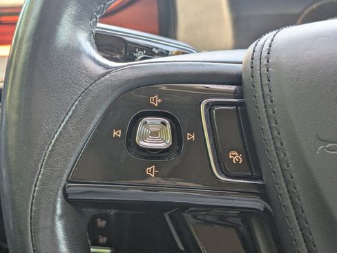 Used 2021 Lincoln Aviator Reserve w/ Equipment Group 201A image 24