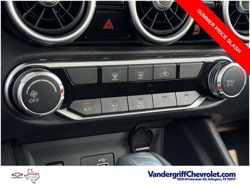 Used 2025 Nissan Sentra S FWD image 19