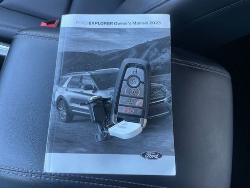 Used 2023 Ford Explorer XLT w/ Equipment Group 202A AWD/4WD image 47