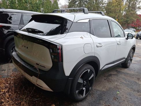 New 2026 Nissan Kicks SR w/ SR Premium Package image 4