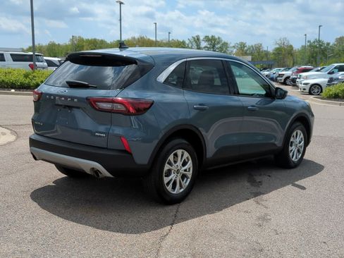 Used 2023 Ford Escape Active w/ Tech Pack #2 AWD/4WD image 8