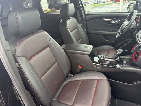 Used 2025 Chevrolet Blazer RS image 12