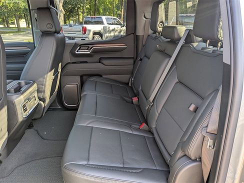 New 2026 GMC Sierra 1500 Denali w/ Denali Reserve Package image 14