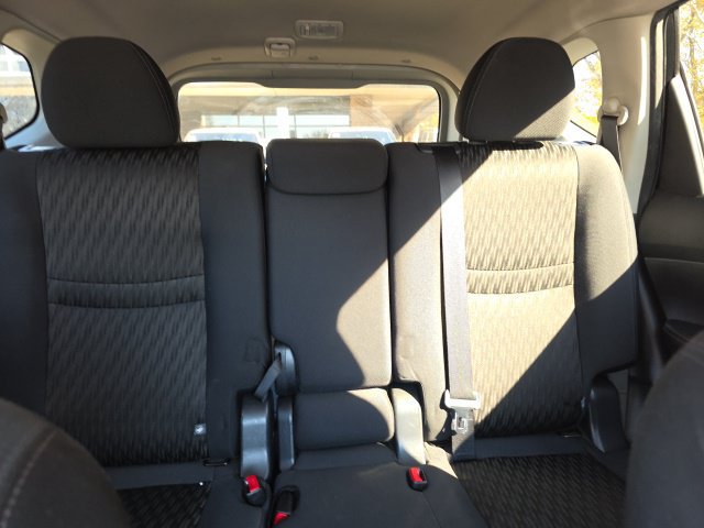 Used 2019 Nissan Rogue SV w/ Sun & Sound Touring Package AWD/4WD image 12