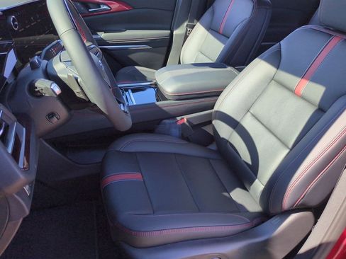 New 2026 Chevrolet Traverse RS image 19