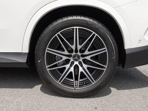 New 2026 Mercedes-Benz GLC 43 AMG 4MATIC image 6
