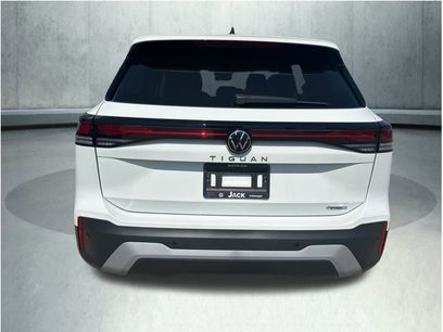 New 2025 Volkswagen Tiguan S