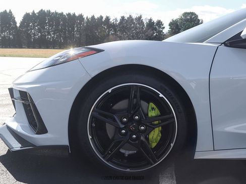 Used 2022 Chevrolet Corvette Stingray Coupe w/ 1LT image 4