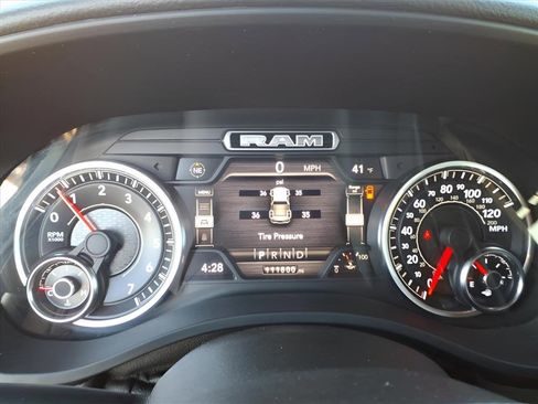 Used 2021 RAM 1500 Big Horn image 12