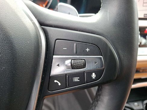 Used 2019 BMW 330i xDrive Sedan w/ Premium Package image 23