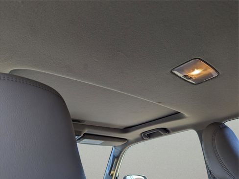 Used 2018 Toyota 4Runner Limited image 15