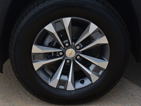 New 2026 Chevrolet Equinox LT image 10