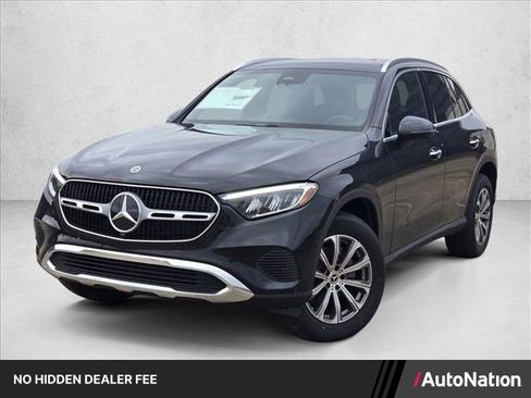 Used 2026 Mercedes-Benz GLC 300 image 1