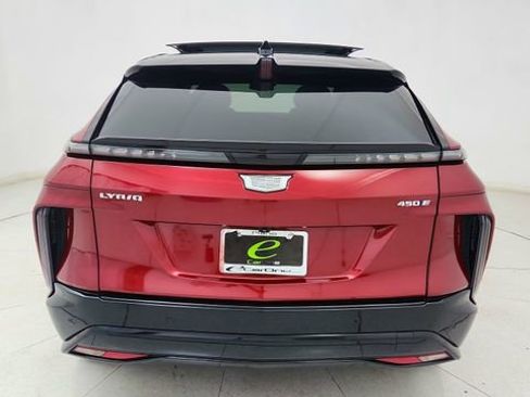 Used 2024 Cadillac Lyriq Sport image 5