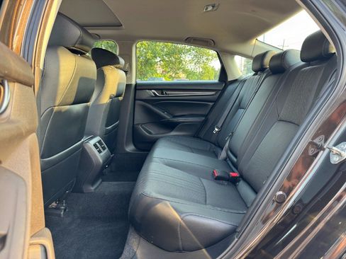 Used 2018 Honda Accord EX-L image 16