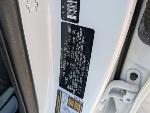 Certified 2024 Kia Forte LXS FWD image 34