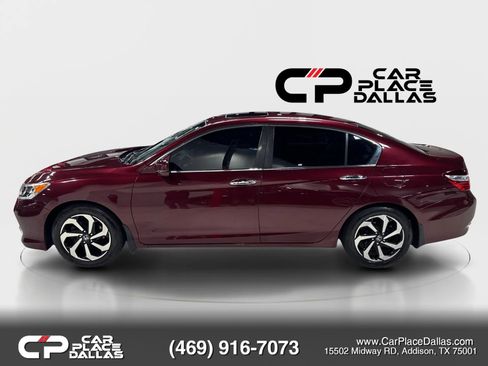 Used 2017 Honda Accord EX image 5
