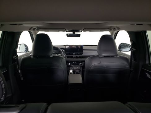 New 2026 Mitsubishi Outlander Trail Edition image 17