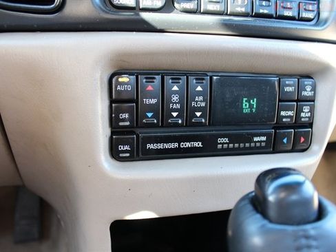 Used 2003 Buick Regal LS w/ LS Luxury Plus Package image 12