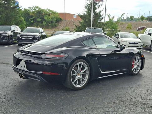 Used 2025 Porsche 718 Cayman S RWD image 6