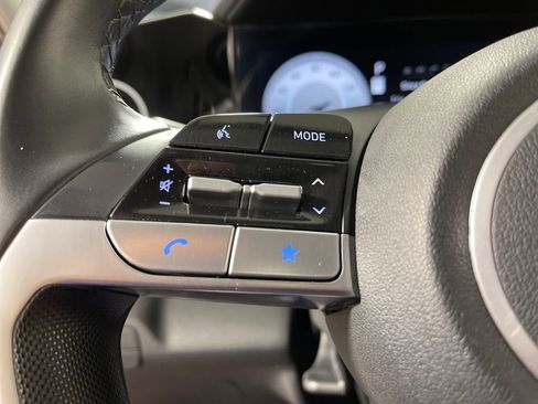 Certified 2024 Hyundai Elantra Limited FWD image 30