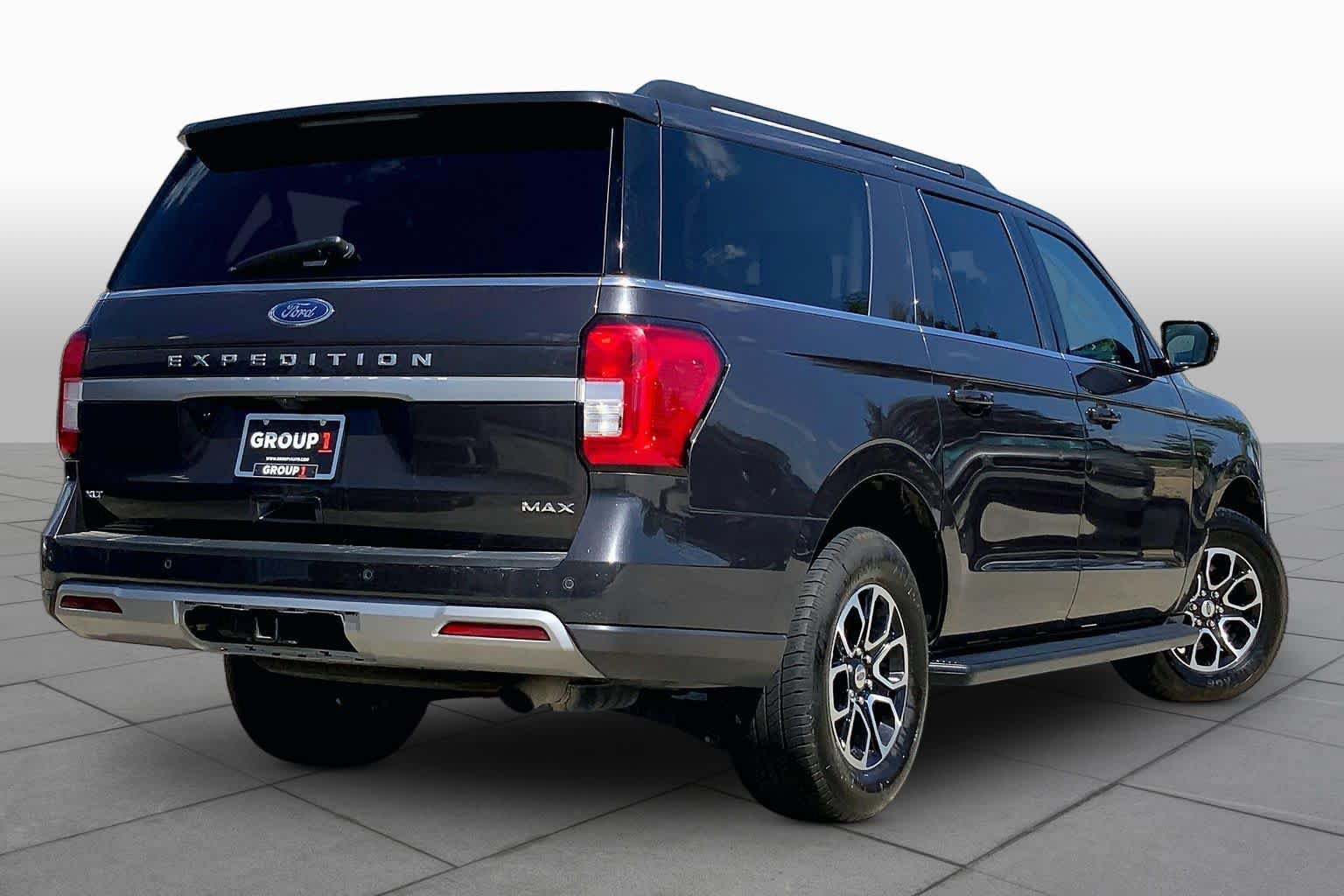 Used 2024 Ford Expedition Max XLT RWD image 12