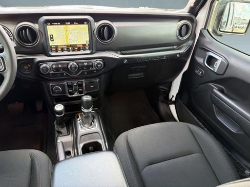 Used 2023 Jeep Wrangler Unlimited w/ Sun & Screen Package AWD/4WD image 29