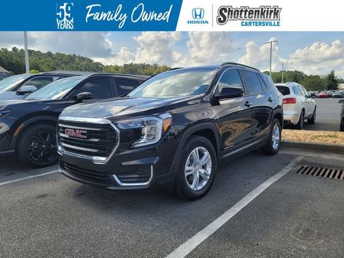 Used 2024 GMC Terrain SLE w/ Driver Convenience Package FWD image 1