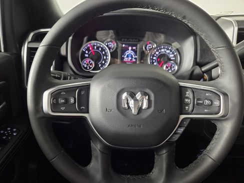 Used 2025 RAM 2500 Big Horn AWD/4WD image 15