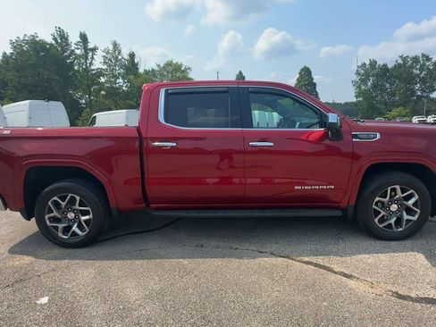 Certified 2024 GMC Sierra 1500 SLT w/ X31 Off-Road Package AWD/4WD image 9