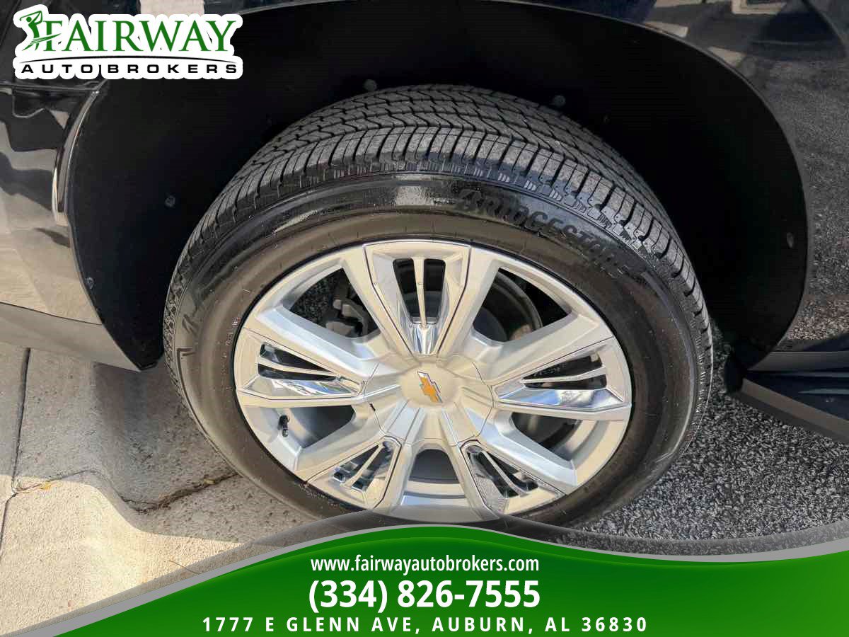 Used 2023 Chevrolet Suburban High Country AWD/4WD image 36