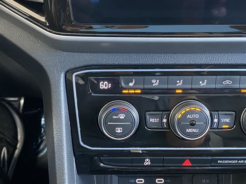 Certified 2023 Volkswagen Atlas SEL R-Line AWD/4WD image 14