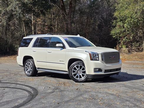Used 2015 GMC Yukon Denali w/ Open Road Package image 1