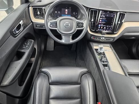 Used 2022 Volvo XC60 B6 Inscription w/ Advanced Package AWD/4WD image 13