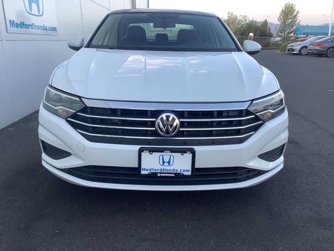 Used 2019 Volkswagen Jetta SE FWD image 9