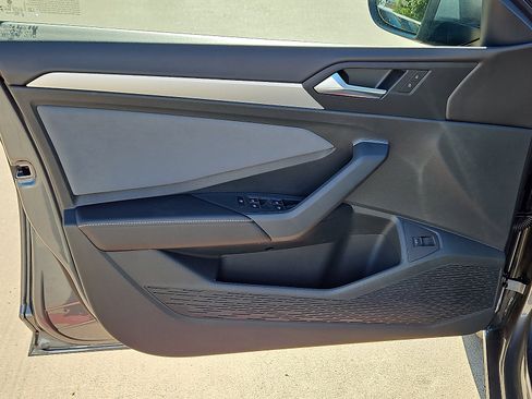 New 2025 Volkswagen Jetta SE image 13