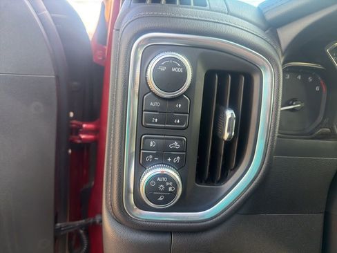 Used 2020 GMC Sierra 1500 SLT image 11