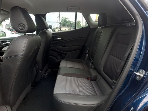 Used 2024 Chevrolet Trax LT w/ Driver Confidence Package FWD image 10