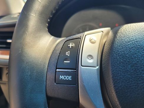 Used 2014 Lexus ES 350 w/ Premium Package FWD image 27