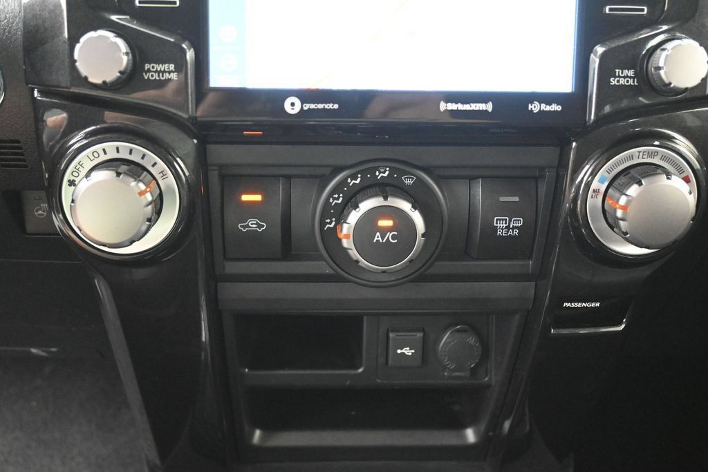 Certified 2023 Toyota 4Runner TRD Off-Road Premium w/ Moonroof Package AWD/4WD image 24