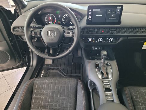 New 2026 Honda HR-V Sport image 9