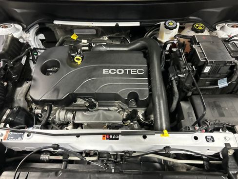 Used 2022 GMC Terrain SLT image 27