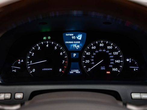 Used 2011 Lexus LS 460 AWD w/ Luxury Value Edition image 32