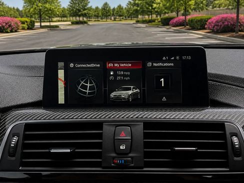 Used 2018 BMW M4 Coupe RWD image 23