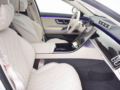 New 2026 Mercedes-Benz S 580e 4MATIC Sedan image 15