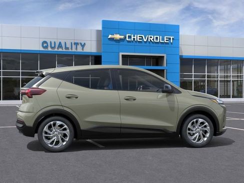 New 2027 Chevrolet Bolt LT w/ Comfort Package FWD image 5