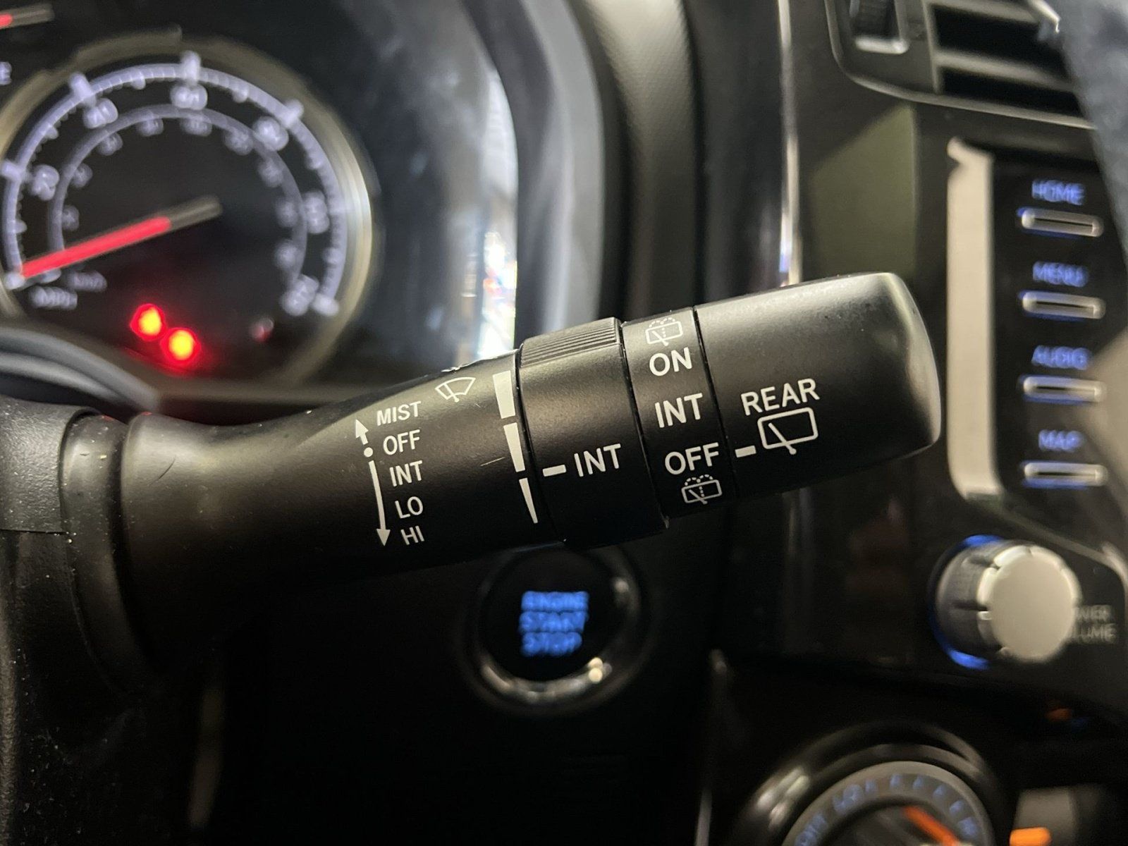 Used 2020 Toyota 4Runner TRD Off-Road Premium w/ Moonroof Package AWD/4WD image 36