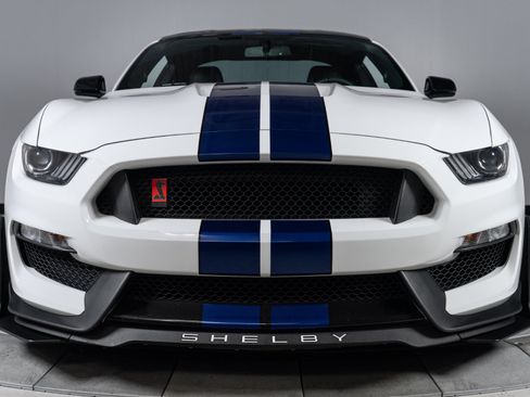 Used 2016 Ford Mustang Shelby GT350 w/ Technology Package RWD image 35