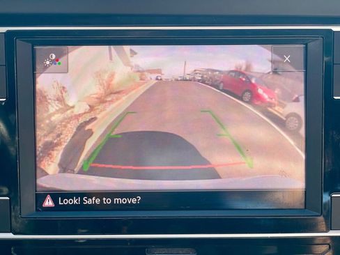 Used 2019 Volkswagen Jetta R-Line w/ R-Line Cold Weather Package image 27